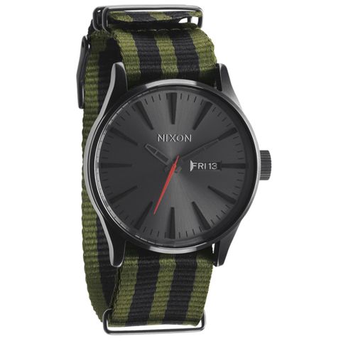 NIXON The SENTRY 美式復刻都會休閒腕錶(綠黑)