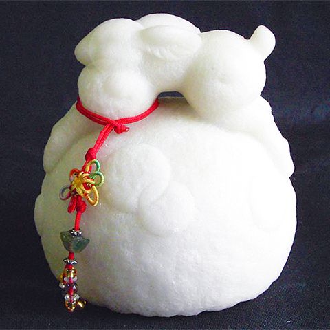 《秤心如意》石塑造十二生肖(兔)