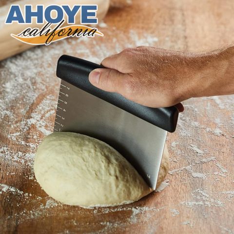 AHOYE 省力好切不鏽鋼切麵刀附刻度 (烘焙刮刀 奶油刮板 麵團刀 切刀)