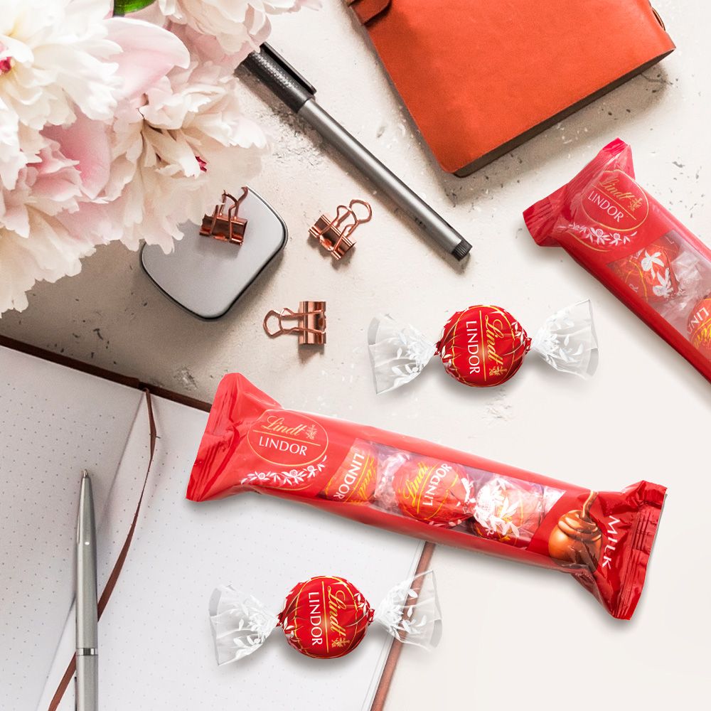 Lindt 瑞士蓮 Lindor夾餡牛奶巧克力 3入 (111g)