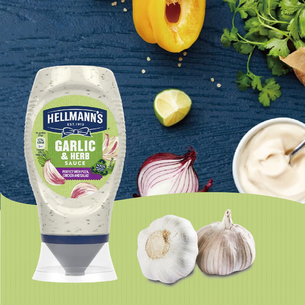 Per 4kcal2HELLMANNSEST.1913GARLIC& HERBSAUCEPERFECT WITH PIZZACHICKEN AND SALAD100%