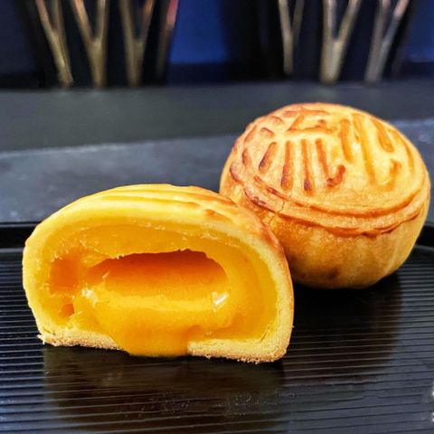 日香珍 奶皇流沙月餅6入禮盒(300g/盒)