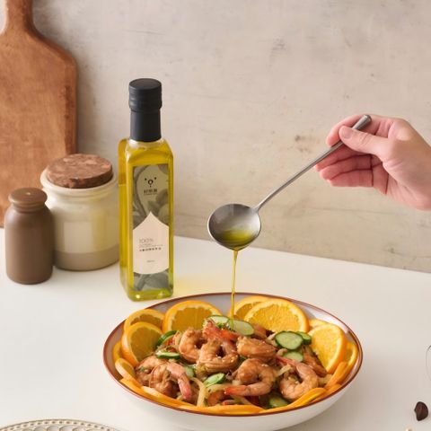 【籽熊寶】頂級初榨苦茶油100%苦茶籽250ml/瓶*2入（贈送【蓮心園X籽熊寶】公益聯名手工皂隨機款式1個）