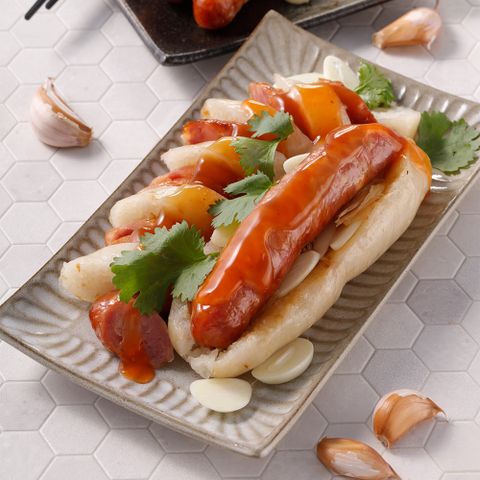 華得水產 整顆蒜頭香腸4包組(300g/包/贈送保溫袋)