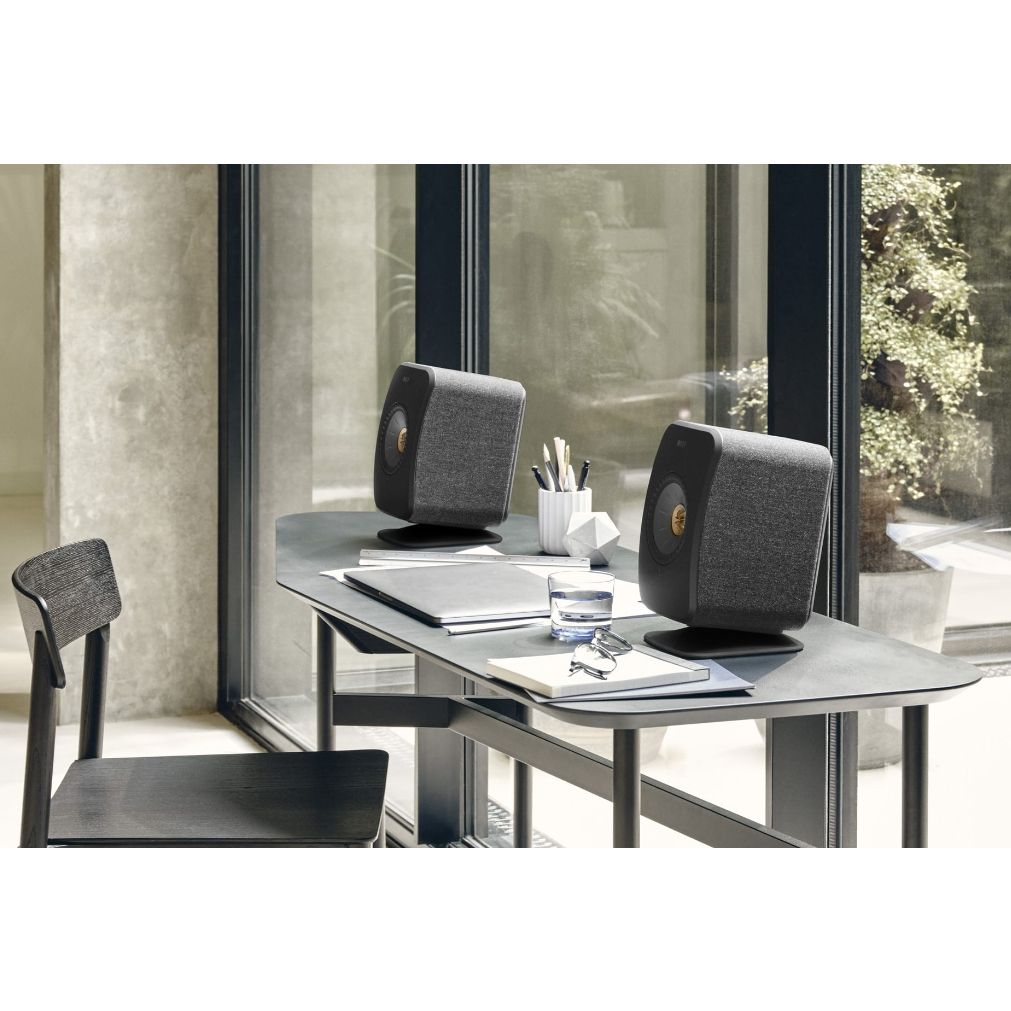 KEF P1 Desk Pad ブラック LSX II LSX II LT 用 P1 Desk Pad | KEF USA