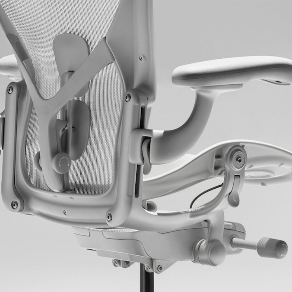 Herman Miller  Aeron2.0 全功能款人體工學椅 Size B 礦石白 (平行輸入)