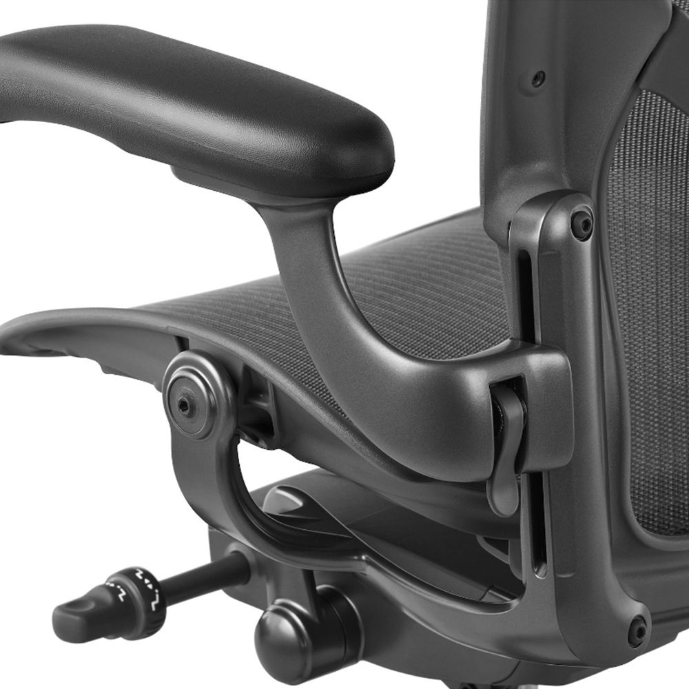 Herman Miller 【世代家具】Aeron 人體工學椅 - B SIZE｜全功能｜石墨黑｜原廠授權代理商