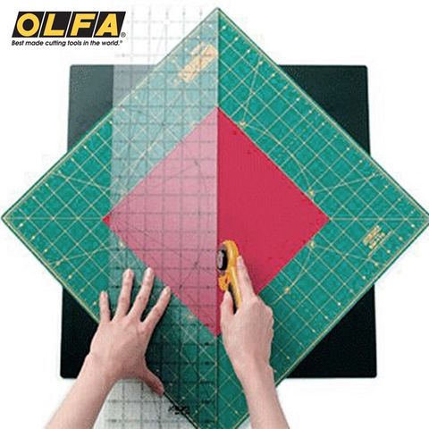 日本製OLFA可360度旋轉47x47公分切割墊板美工墊RM-17S桌墊裁切墊版切布墊模型墊工作墊工藝墊子切割板Safety Cutter Mate Cutting Mats