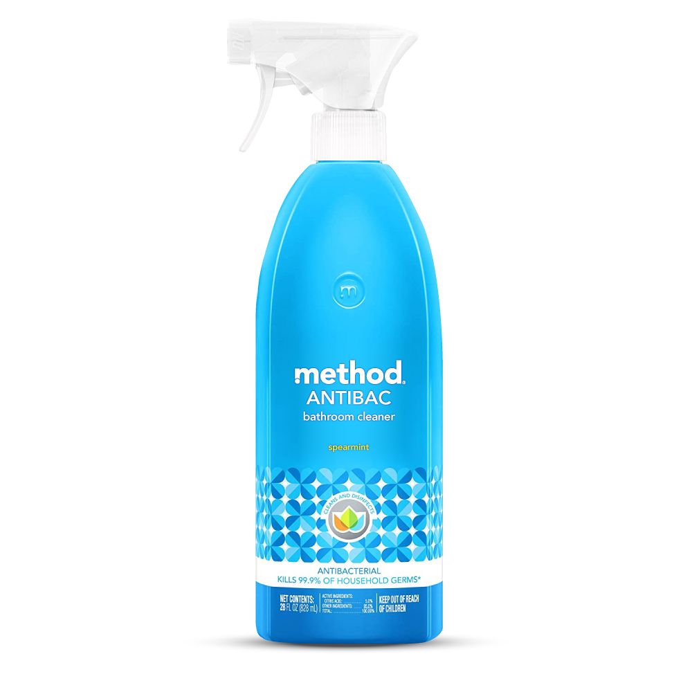 methodANTIBACbathroom cleanerspearmintANS ANDANTIBACTERIALKILLS 99.9% OF HOUSEHOLD GERMS*NET CONTENTS  28 FL  828  KEEP OUT OF REACHOF CHILDREN