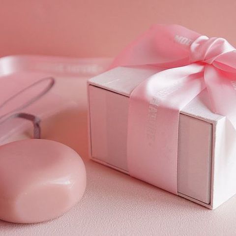 【沐時光】溫泉櫻花手工皂 節慶禮盒 含緞帶包裝、肥皂起泡網、手提袋