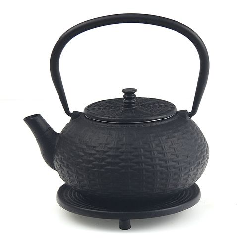南部名產鐵器-鑄鐵壺附鐵墊(0.8L)竹簍(泡茶壺、煮水壺)
