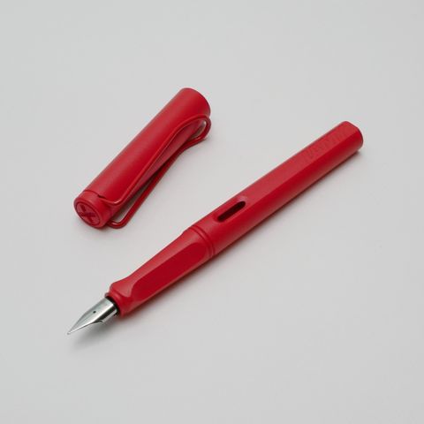 LAMY SAFARI 狩獵者系列鋼筆 2022 限定色 / 草莓