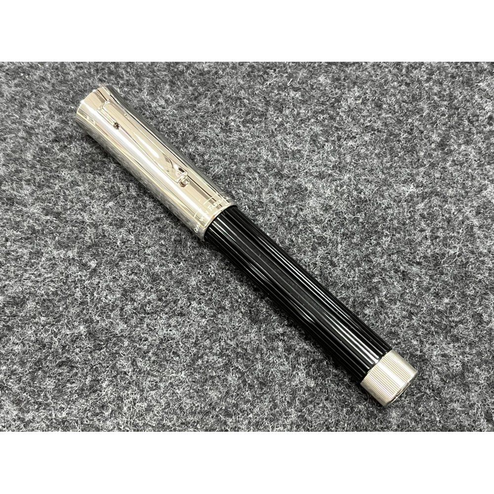 GRAF VON FABER-CASTELL 德國  Intuition Platino 黑條紋鋼筆 18K筆尖(156342)