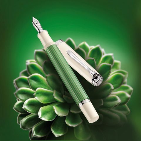 《Pelikan 百利金 M605 限量綠白條紋 14K鋼筆》德國 Pelikan