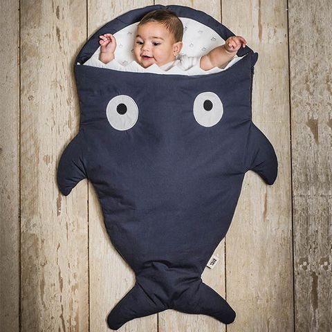 【西班牙設計】鯊魚咬一口《輕量版》BabyBites 100% 純棉手作嬰兒/幼兒睡袋|防踢被|包巾 丈青藍