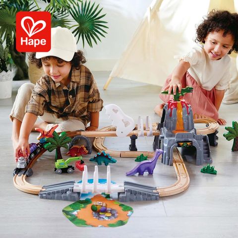 【德國Hape】火車軌道夜光恐龍組合