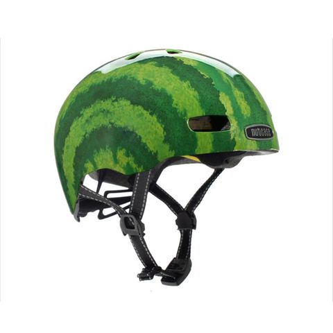 Nutcase Helmets 美國專業安全帽品牌重量508g  尺寸52~56cm,適合36歲寶貝的小小頭圍 專利磁力扣不卡皮膚及頭髮簡便裝卸