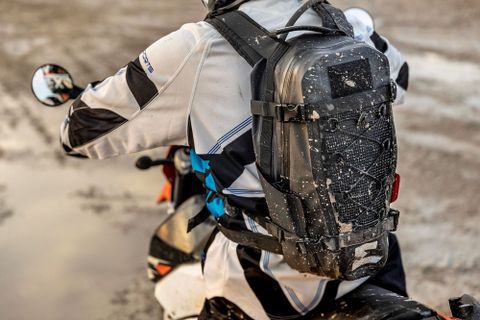 ENDURISTAN 【瑞士】HURRICANE 15 RUCKSACK 防水揹包 15L