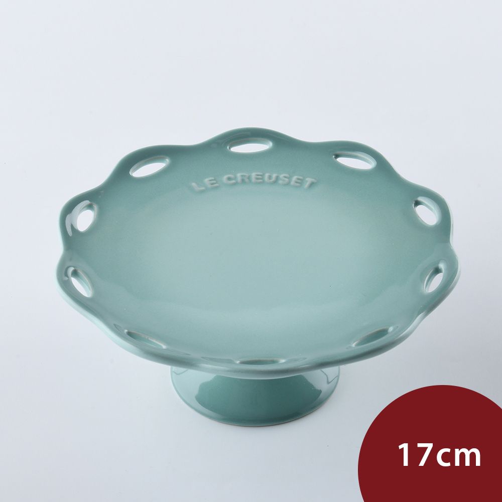  Le Creuset 蕾絲花語系列 蛋糕架 17cm 悠然綠