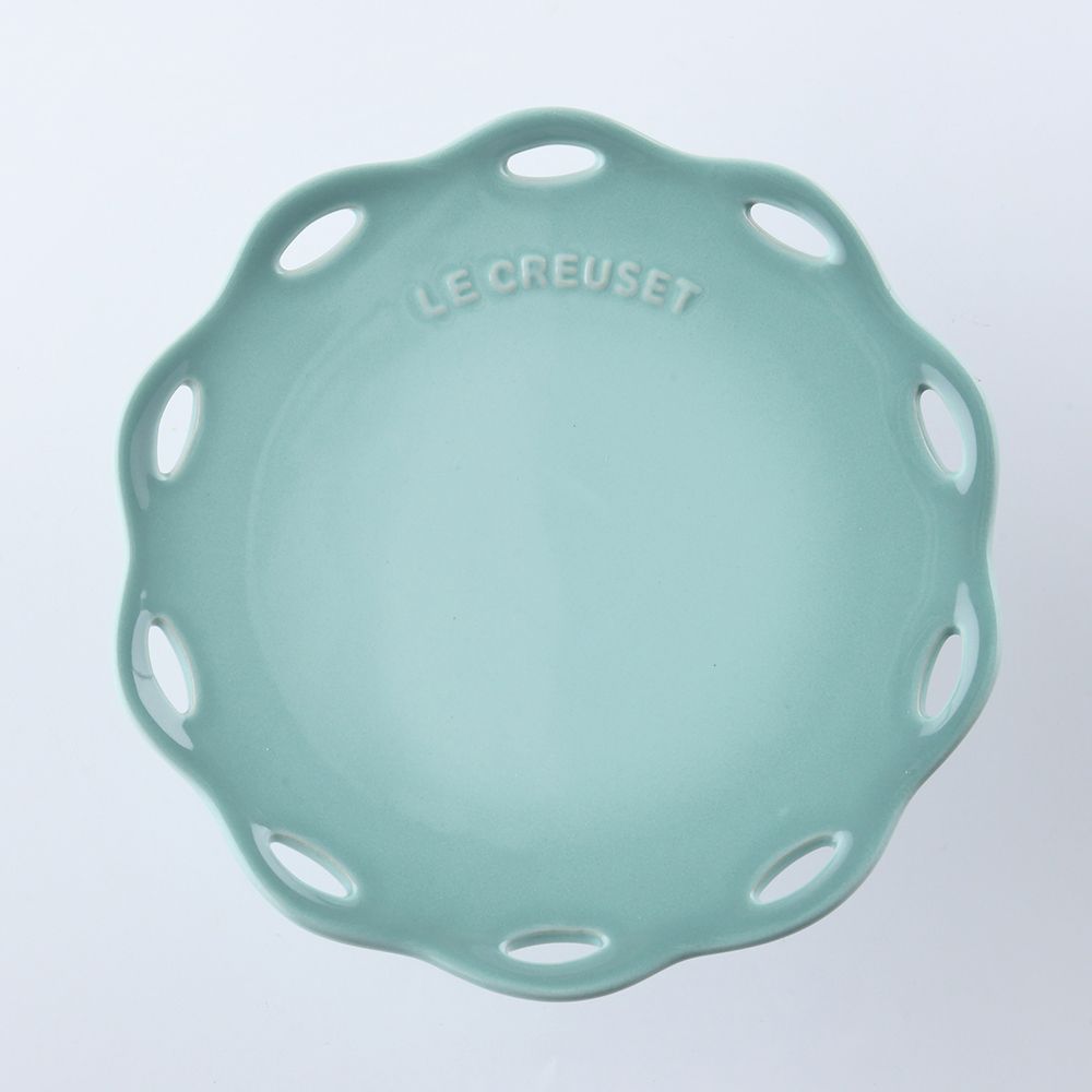  Le Creuset 蕾絲花語系列 蛋糕架 17cm 悠然綠