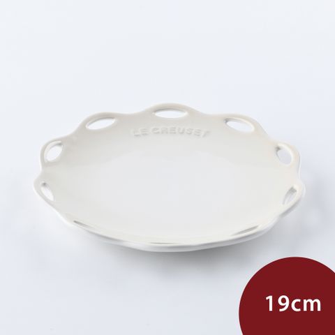 Le Creuset 蕾絲花語系列 花邊圓形淺盤 19cm 蛋白霜