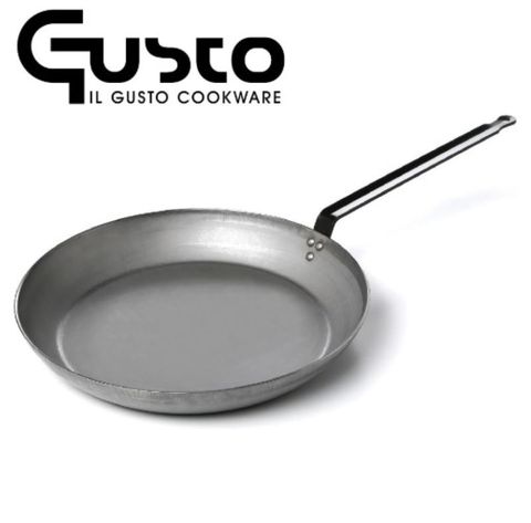 GUSTO 3.0mm厚身 26cm碳鋼平煎鍋