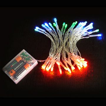 聖誕燈 LED燈串50燈電池燈 (四彩色光) (高亮度又環保)