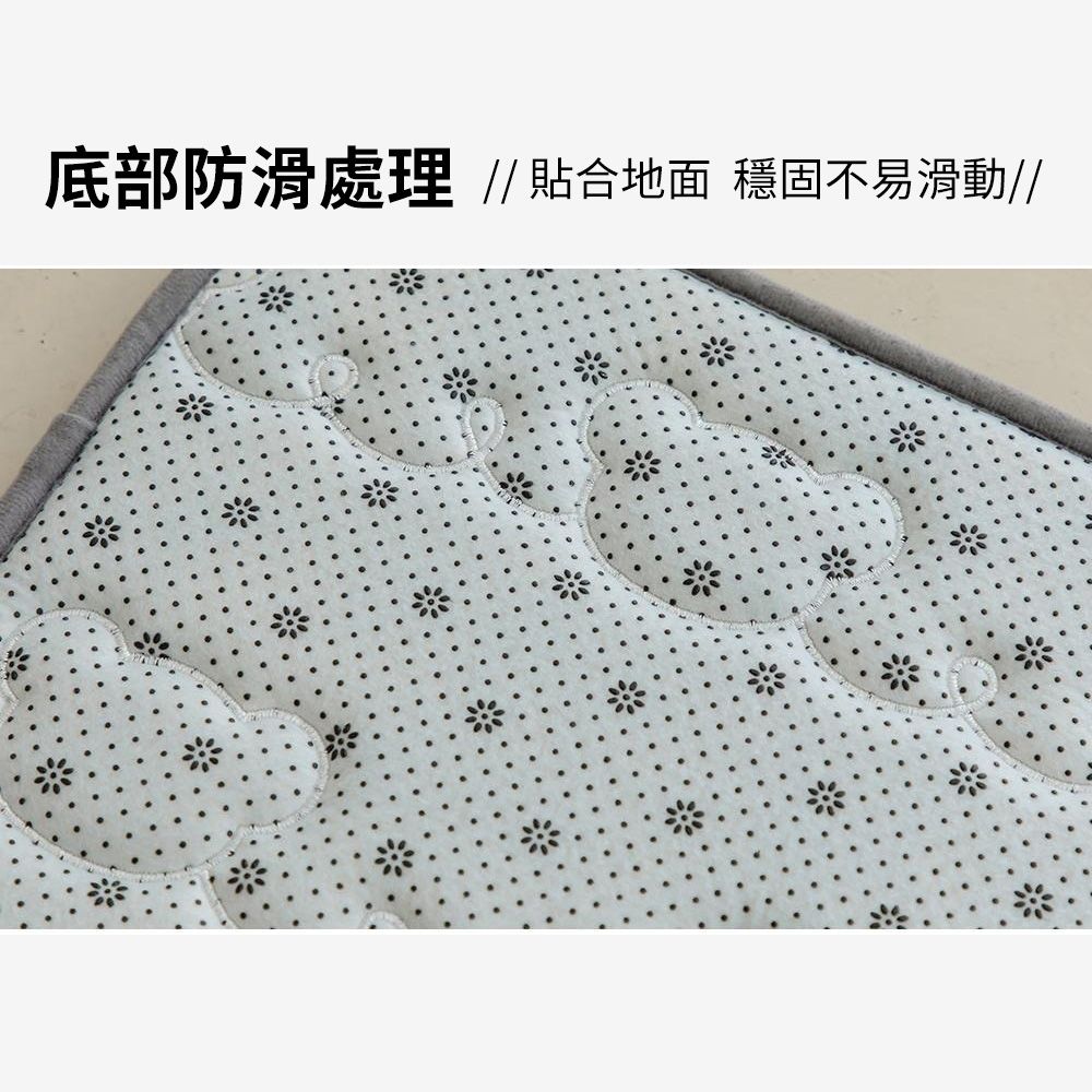 底部防滑處理 // 貼合地面 穩固不易滑動//