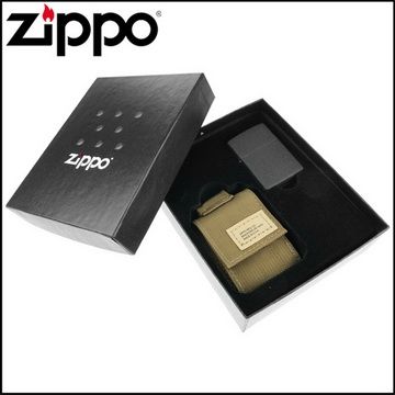 Zippo 美系~MOLLE保護套+黑裂紋烤漆打火機禮盒套組