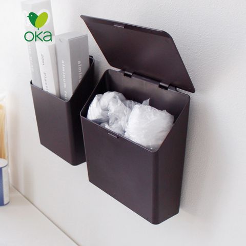 【日本OKA】PLYS base無痕貼壁掛式掀蓋塑膠袋收納盒-2色可選