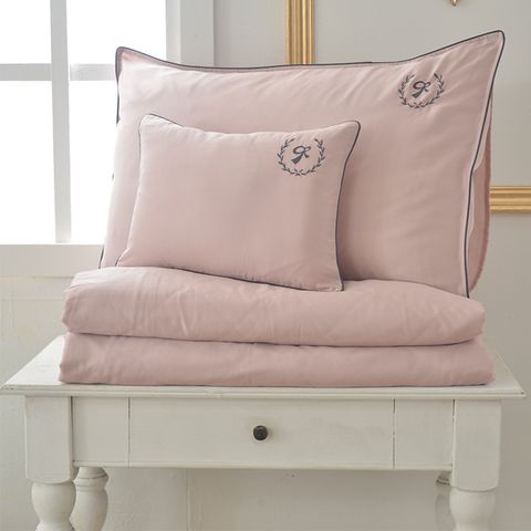 義大利La Belle《爵士典範》雙人天絲滾邊刺繡防蹣抗菌吸濕排汗兩用被床包組-粉色