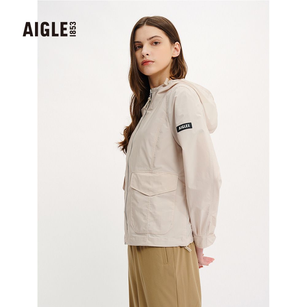 AIGLE  女 抗UV防潑外套(AG-4P253A138 淺卡其)