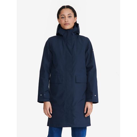 【AIGLE】女 GORE-TEX 防水透氣長版外套AG-FAX97A057 深藍(女外套 防水透氣外套 Goretex 女風衣)