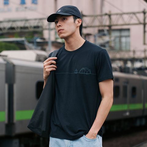 【紐西蘭Icebreaker】男 Tech Lite 圓領短袖上衣(露營營火)-150