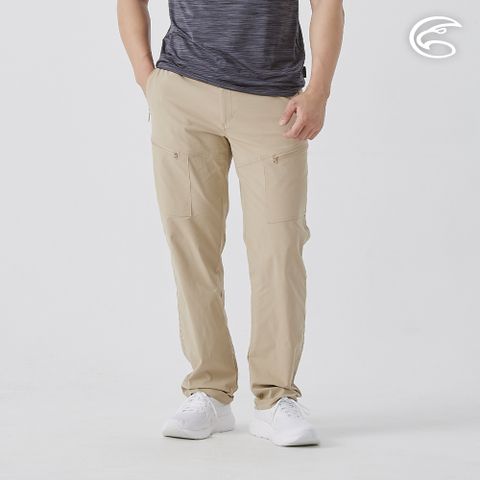 男棉感彈性抗汙撥水貼袋長褲 AP2511058 淺卡 (S-XL)