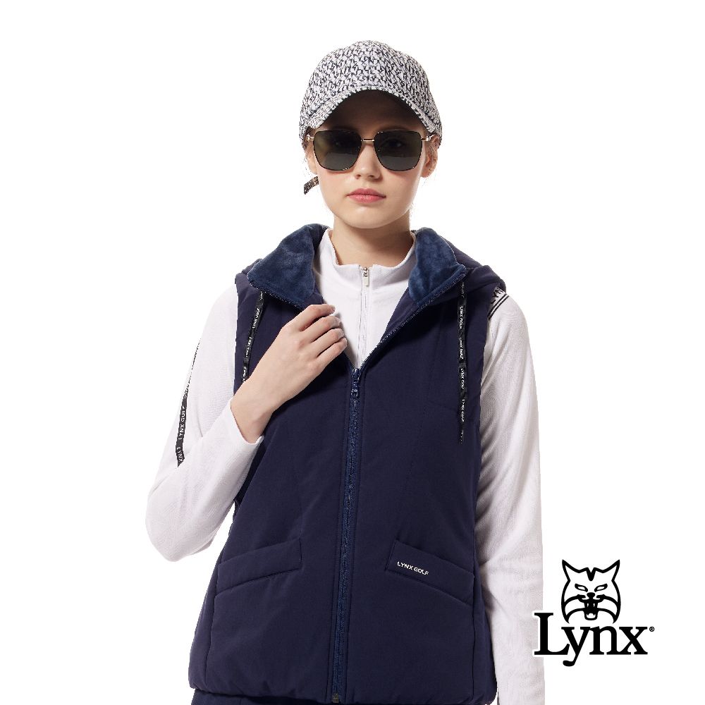 Lynx Golf 【首爾高桿風格】女款防潑水環保素材下擺微縮設計插袋口袋無袖不可拆式連帽背心(二色)