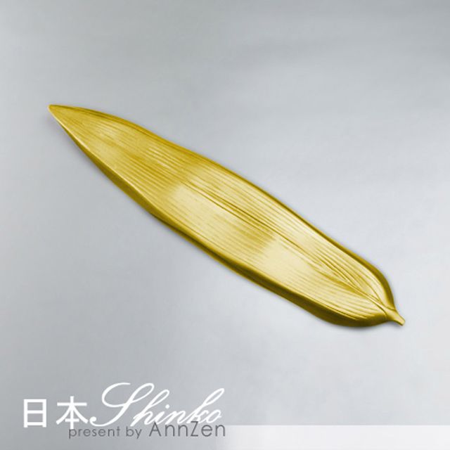 《日本Shinko 》設計師系列-作用 竹葉片筷架 ( 金色葉片 )