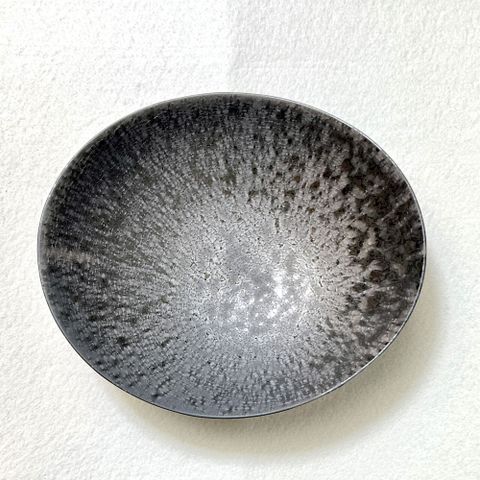 【美濃燒】日本製 六魯 Rokuro Bluts 金晶釉蛋型深缽 23.5cm(沙拉碗、陶瓷碗)