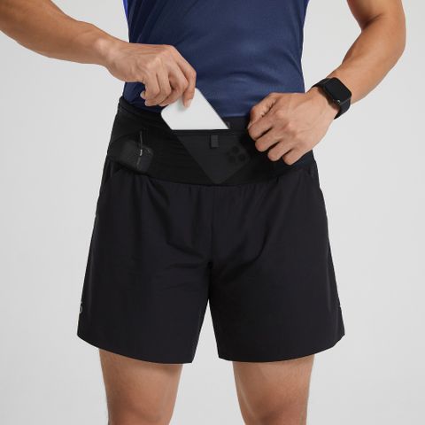 FlipBelt 飛力跑空氣腰包男生短褲5"_黑色 路跑短褲 馬拉松短褲