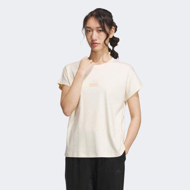 ADIDAS 愛迪達  Lounge Silk Tee IM8861 女 短袖 上衣 運動 休閒 寬鬆 純棉 日常 舒適 米黃