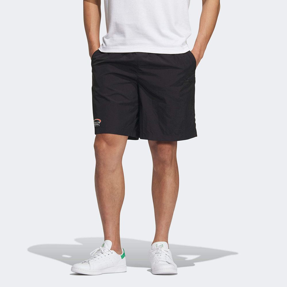 ADIDAS 愛迪達  TFL LOGO SHORTS OR 短褲 男 黑 運動褲 寬鬆 抽繩 尼龍 休閒 男 黑 IW6312