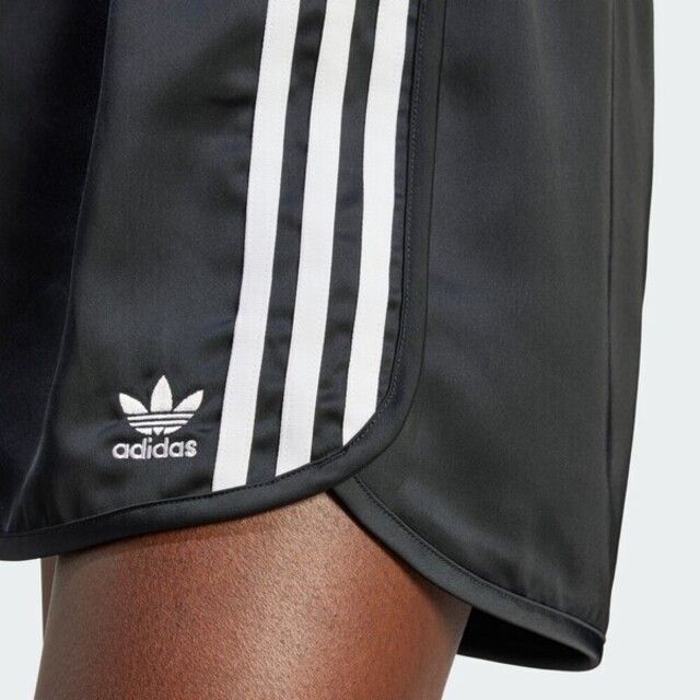 adidas Originals Adidas Sprint Shorts [IU2528] 女 短褲 運動 休閒 復古 三葉草 寬鬆 缎布 黑白