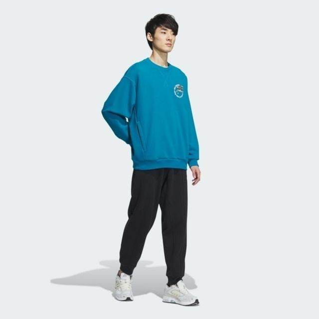 adidas Originals Adidas FT CREWNECK CNY IX4237 男 長袖 上衣 運動 休閒 新年款 龍年 拉鍊口袋 藍