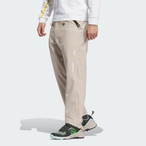 ADIDAS 愛迪達 NAT.GEO Pants IL8991 男 長褲 亞洲版 運動 戶外 休閒 防風 拉鍊口袋 聯名 米