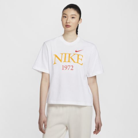 NIKE 耐吉 AS W NSW TEE CLASSICS BOXY 白 短版 女 短袖 短袖 穿搭 運動 FQ6601-101