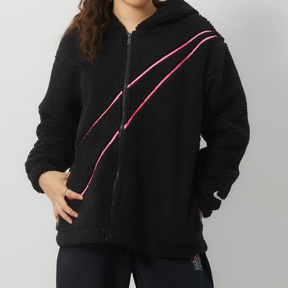 NIKE 耐吉  NSW 女款 黑色 刺繡 Logo 寬鬆 保暖 毛毛 連帽 外套 長袖 FZ6536-010