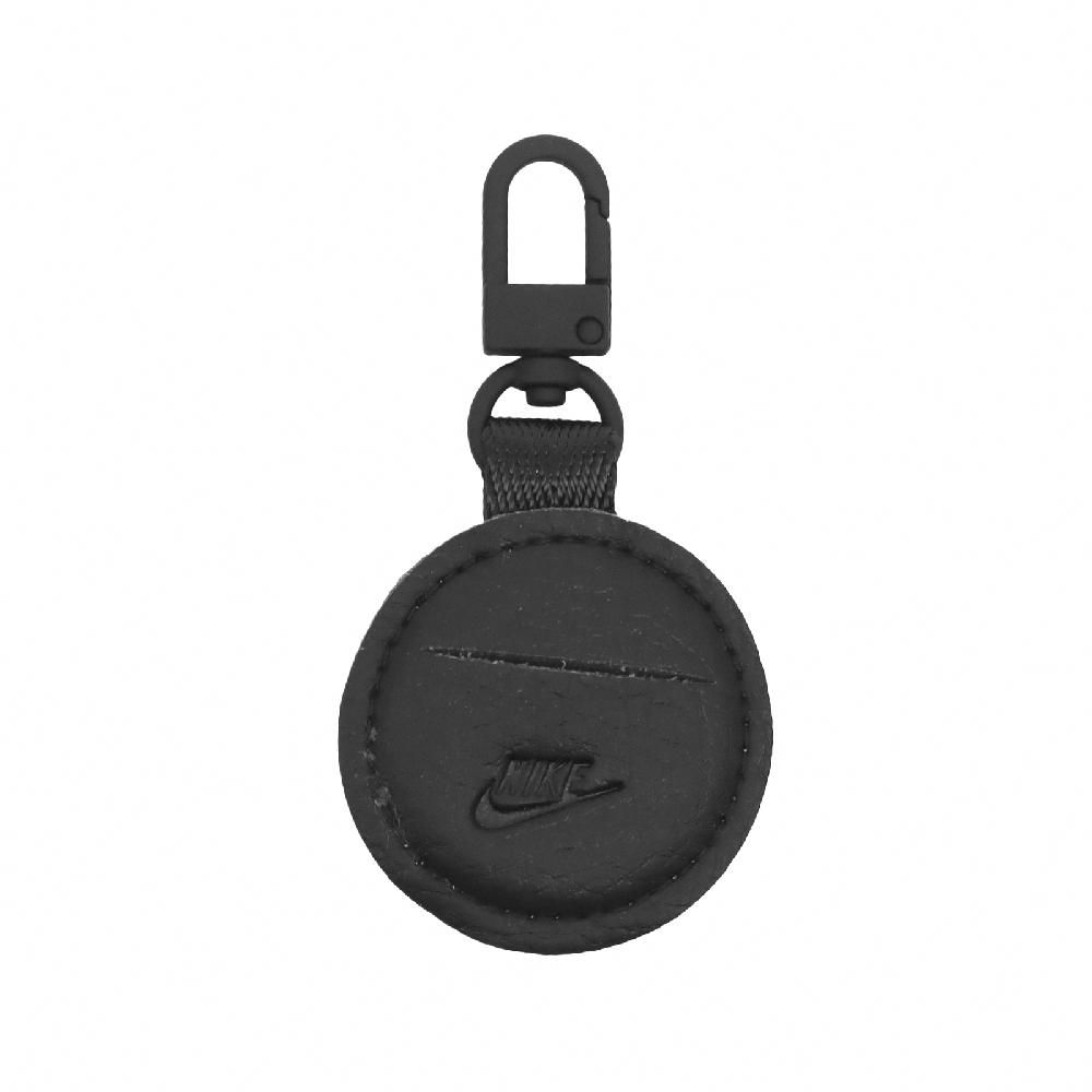 NIKE 耐吉   鑰匙圈 Premium Tag Fob 白 黑 磁扣 Air Tag 皮革 勾勾 荔枝皮 N100973703-6OS