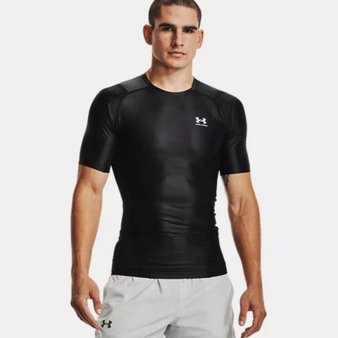 Under Armour 安德瑪 HG Iso-Chill 緊身短T-Shirt 男 黑色-1365229-001