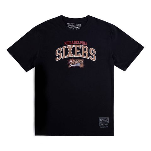 Mitchell & Ness NBA TEAM ARCH LOGO DAD 短袖上衣 76人_MNTS015P7B