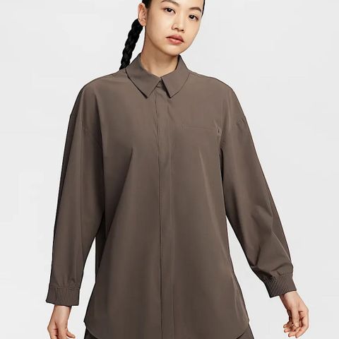 【NIKE】AS W NK 24.7 DF LS SHIRT WVN 女款 長袖襯衫 棕色-HQ0237004
